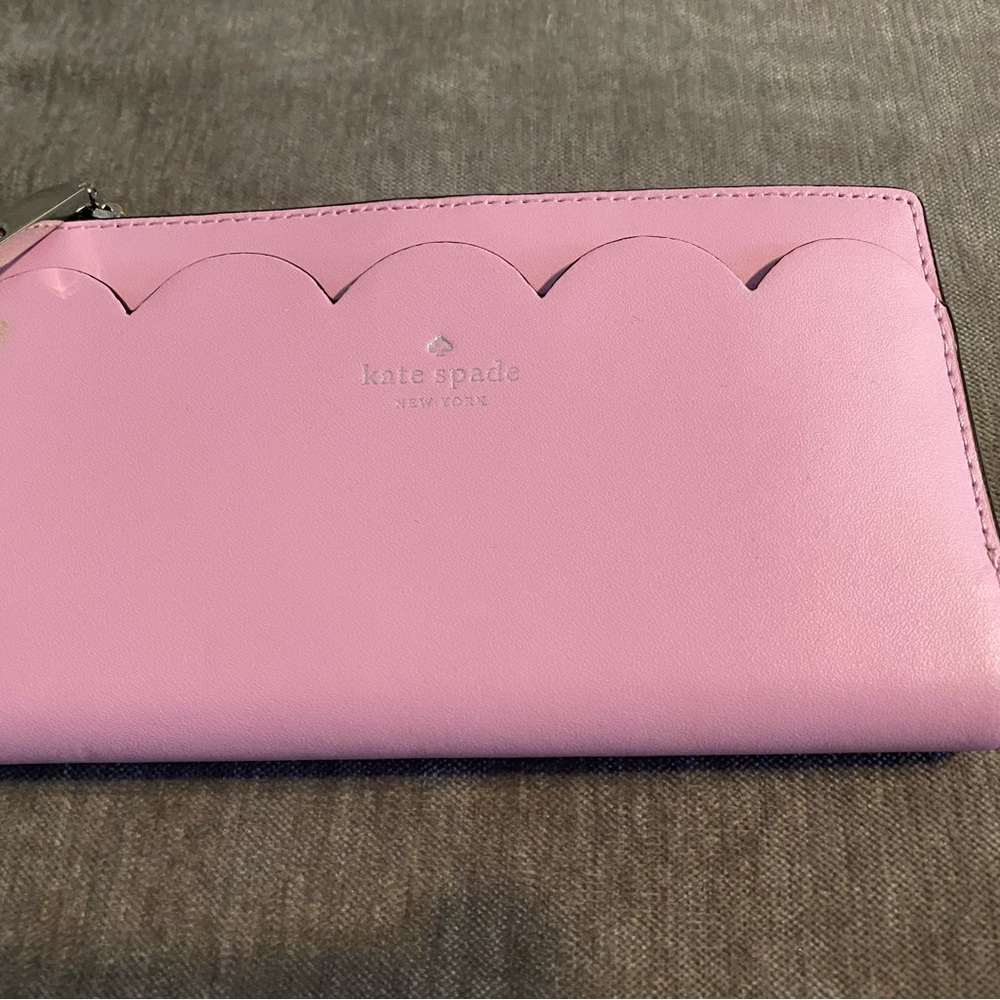Kate Spade Light Pink Scalloped Wallet